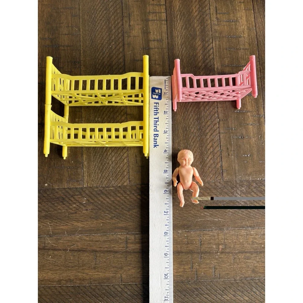VTG Bunk Bed Crib Celluloid Baby Doll Hong Kong Furniture Plastic 60s Dollhouse‎